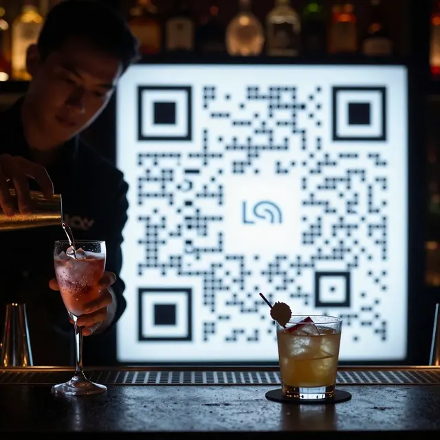 How Bars Benefit from QR Code Drink Menus